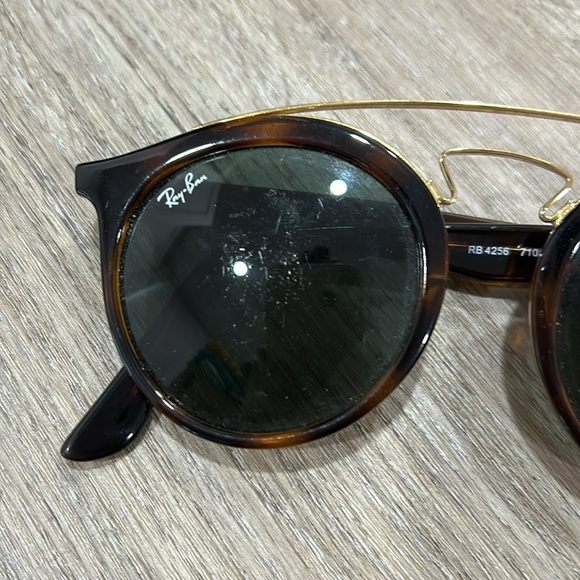 Raybans - Picture 3 of 7